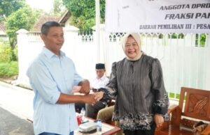 Elly : Serap Aspirasi Sekaligus Berikan Bantuan Kepada Warga Metro