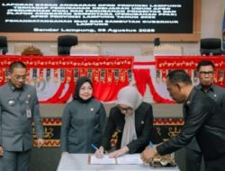 DPRD Lampung dan Pemprov Tanda Tangani Perubahan KUA-PPAS Tahun Anggaran 2025