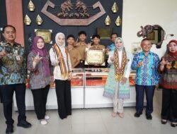 Sinergi Pendidikan dan Dunia Usaha, Dekranasda Lampung Kembangkan Talenta Siswa SMK